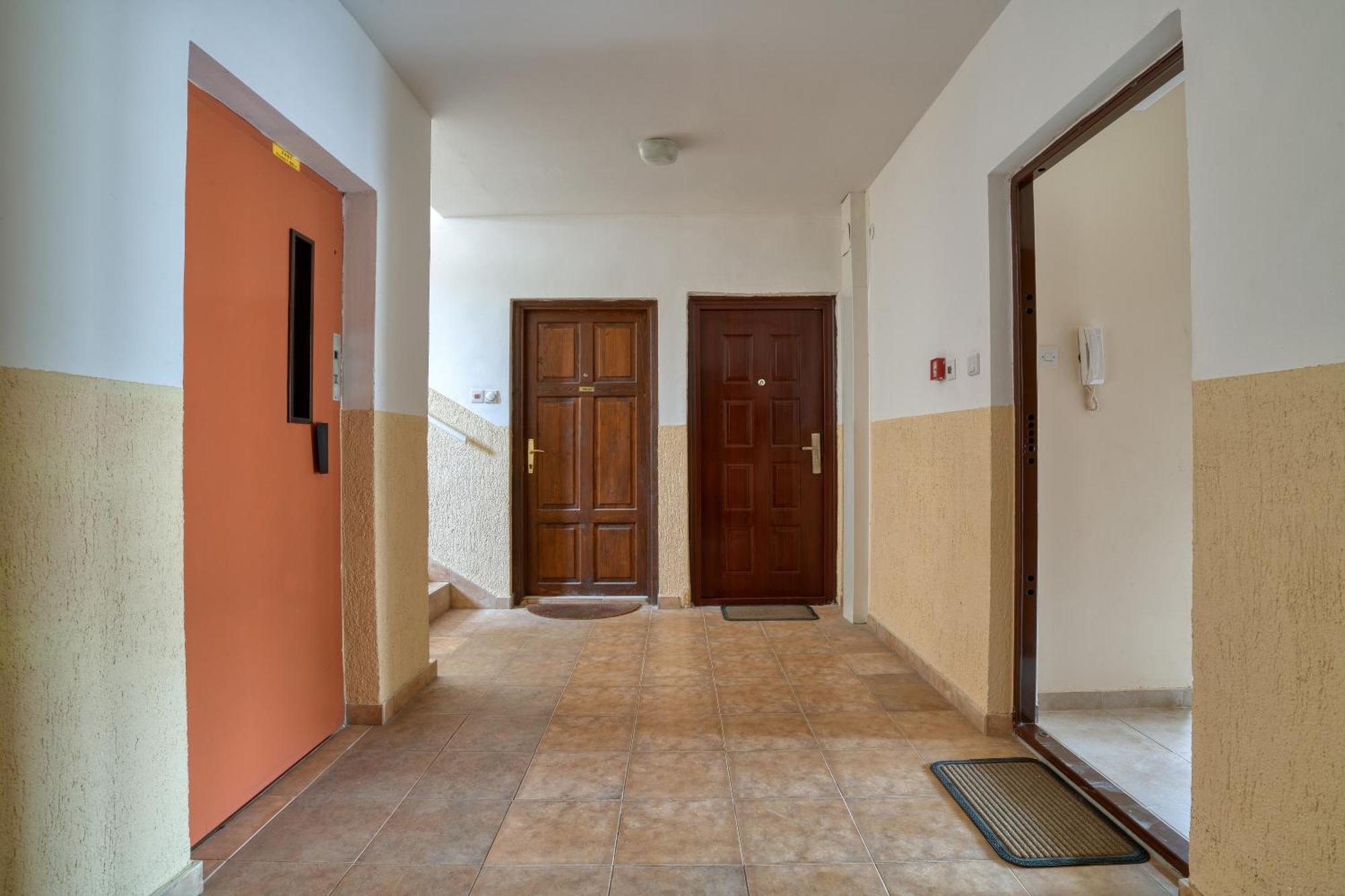 Comfort Apartment Near The Beach Budva Exterior photo