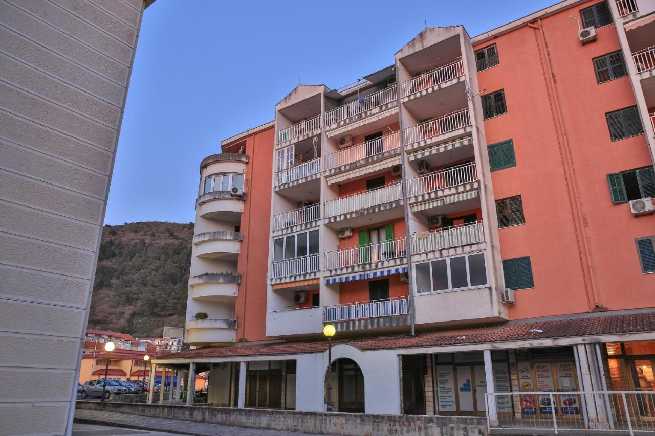 Comfort Apartment Near The Beach Budva Exterior photo